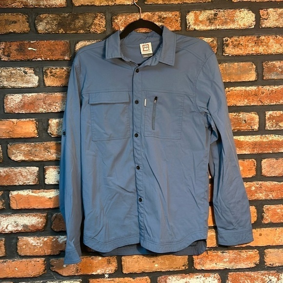 Avalanche Other - Mens avalanche button down size small